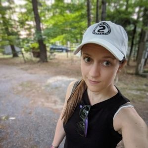 Meet your Posher, Sharon